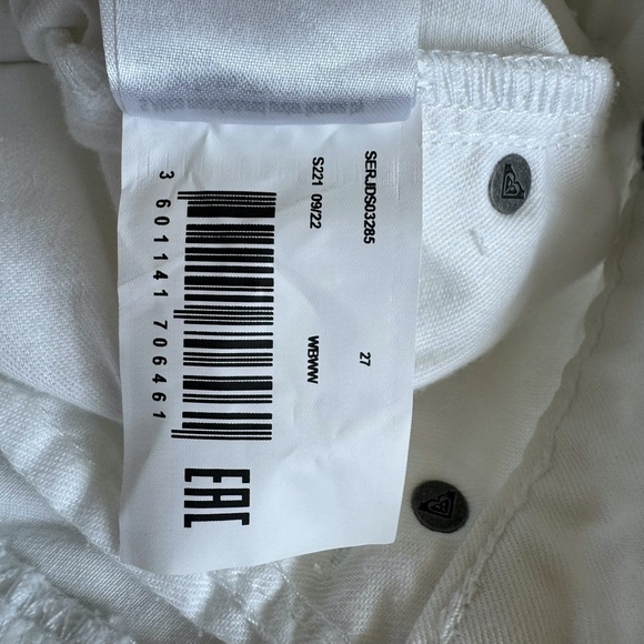 NWT ROXY High Rise White Denim Jean Shorts Women's Button up fly Size 27 - Picture 11 of 16